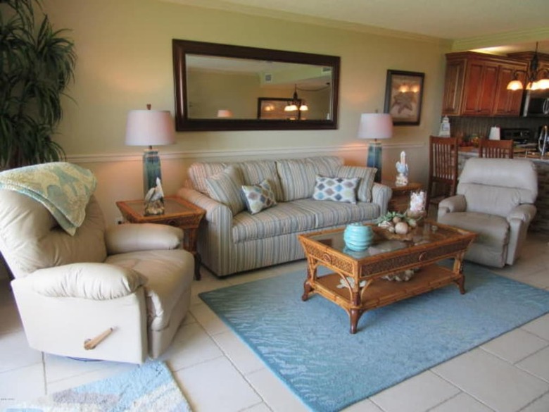 Hotel Mariner East Beach Resort Unit: 108 By Forehand Rentals