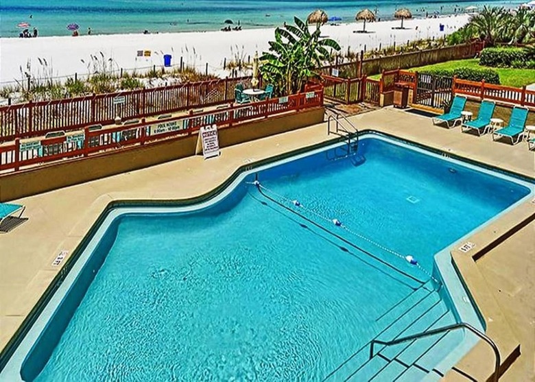 Hotel Mariner East Beach Resort Unit: 108 By Forehand Rentals