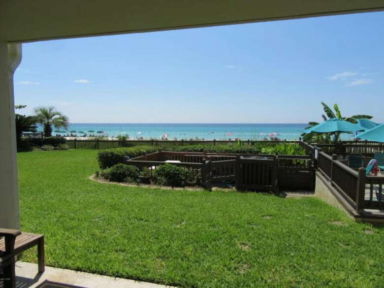 Hotel Mariner East Beach Resort Unit: 108 By Forehand Rentals