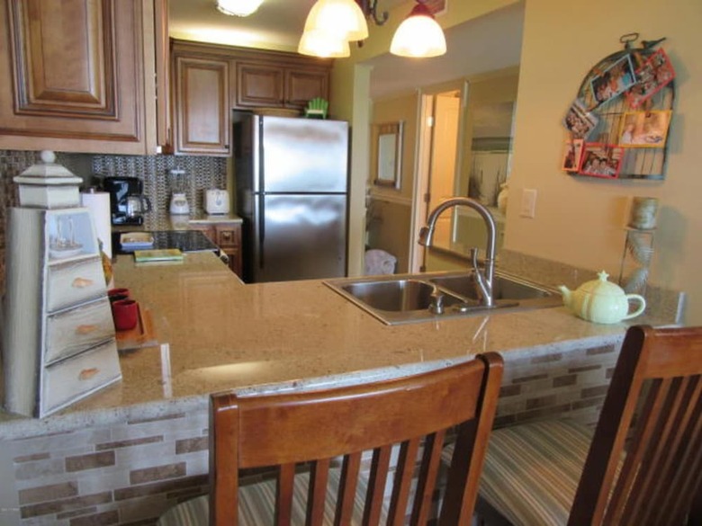 Hotel Mariner East Beach Resort Unit: 108 By Forehand Rentals