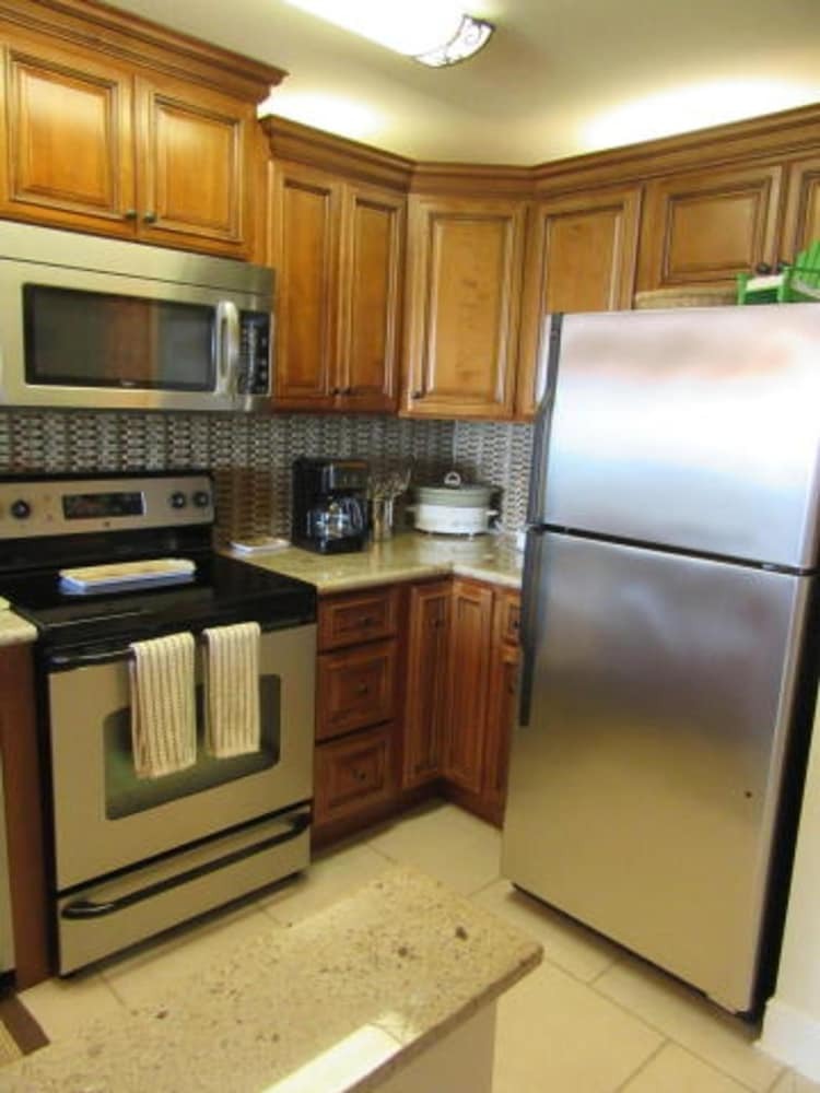 Hotel Mariner East Beach Resort Unit: 108 By Forehand Rentals