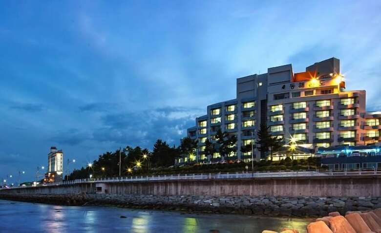 Hotel Benikea Mountain And Sea Sokcho