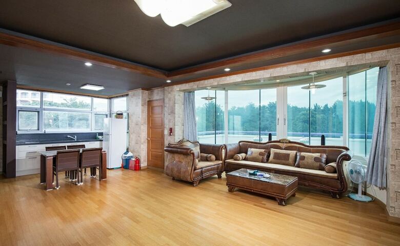 Hotel Benikea Mountain And Sea Sokcho