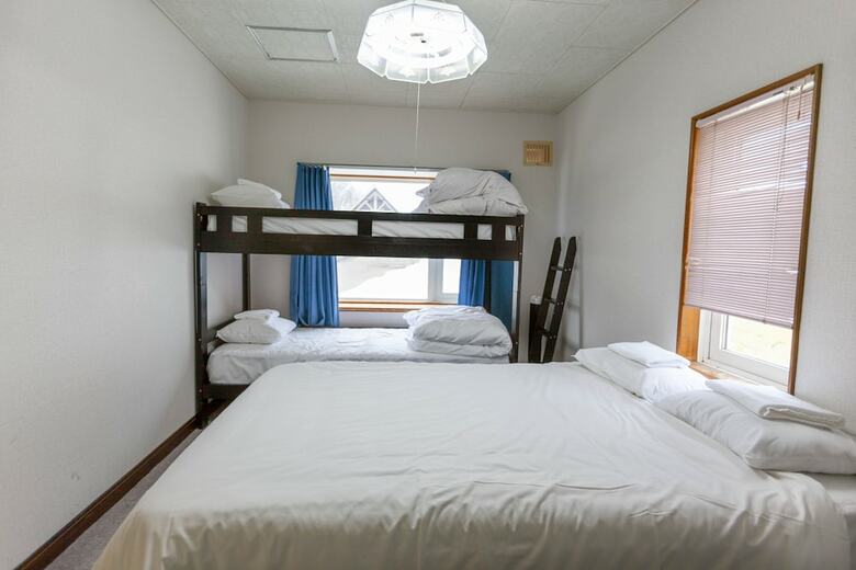 Apartamentos Home Port Hirafu