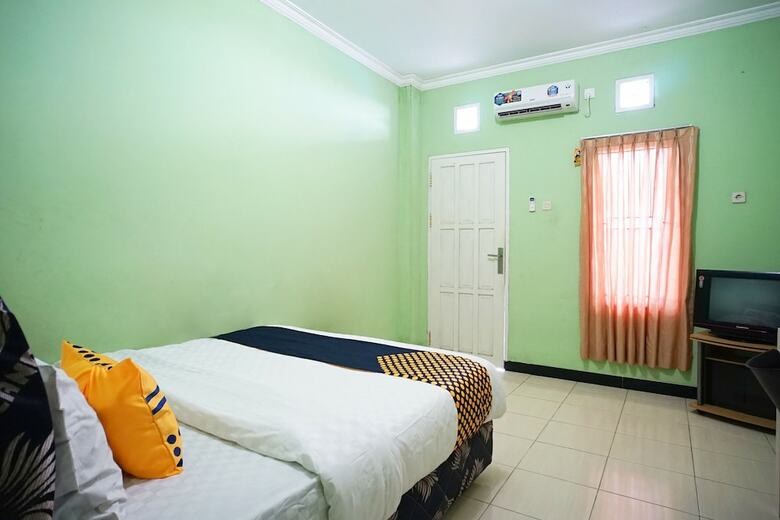 Hostal Spot On 2729 Marzan Syariah Guest House