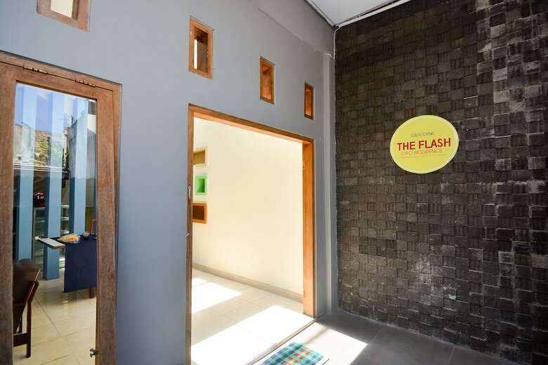 Hostal Spot On 2797 The Flash Residence