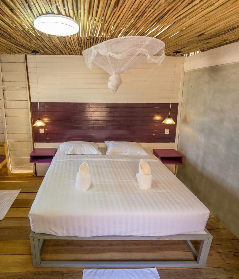 Hotel Sandy Beach Bungalows