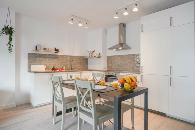 Apartamentos Oleholidays Larysol Centro Marbella