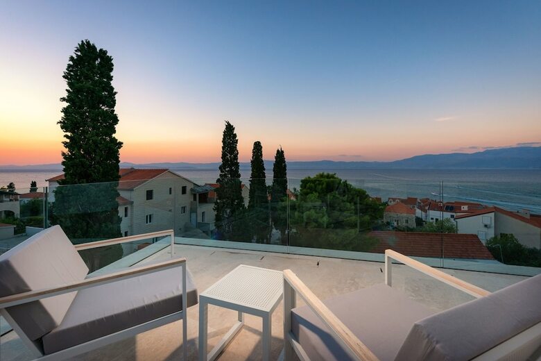 Luxury Villa Dominus With Swimming Pool