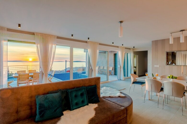 Luxury Villa White Velvet With Pool