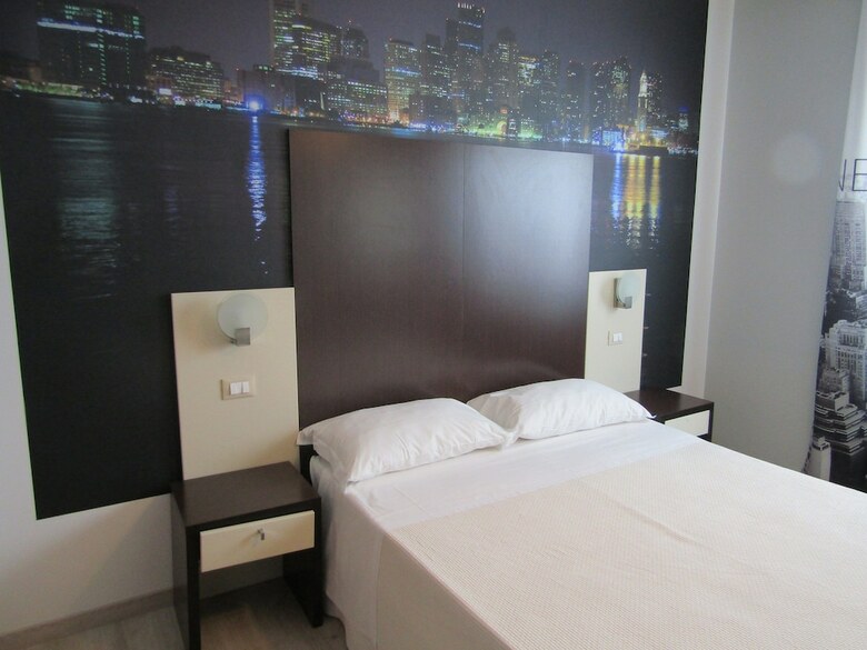 Hotel Opera