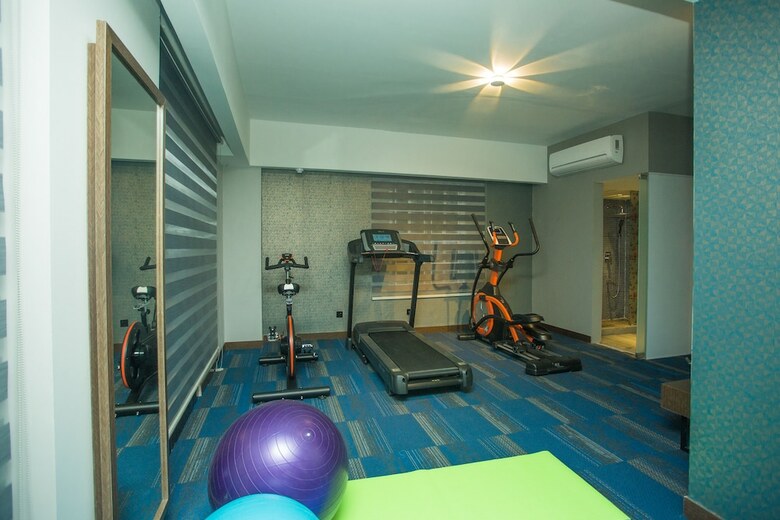 Hotel Omni Residency