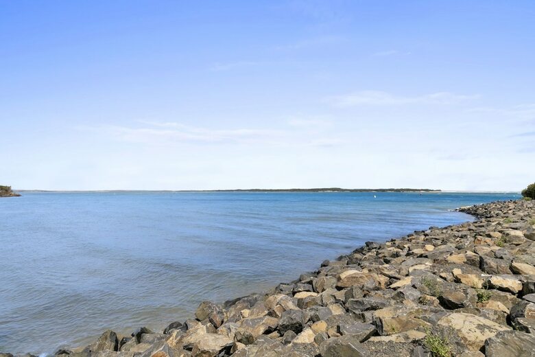 Beauty And The Peace - Inlet Side