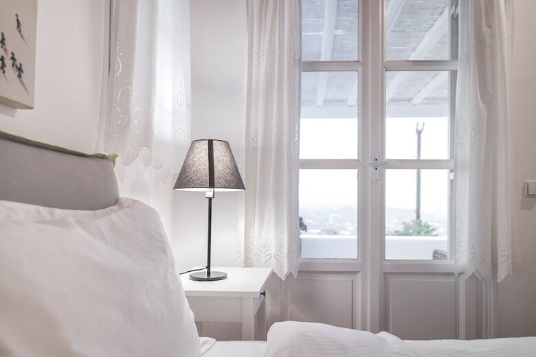 Mykonos Psarrou Villa For 18 Persons By Villarentalsgr