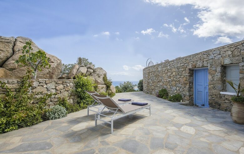 Mykonos Psarrou Villa For 18 Persons By Villarentalsgr