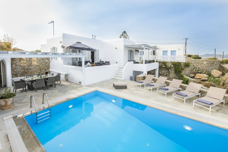 Mykonos Psarrou Villa For 18 Persons By Villarentalsgr