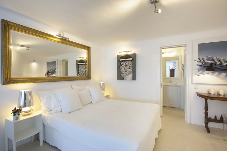 Villa Aerie - Sweeping Sea Views, Eclectic Style  By Villarentalsgr