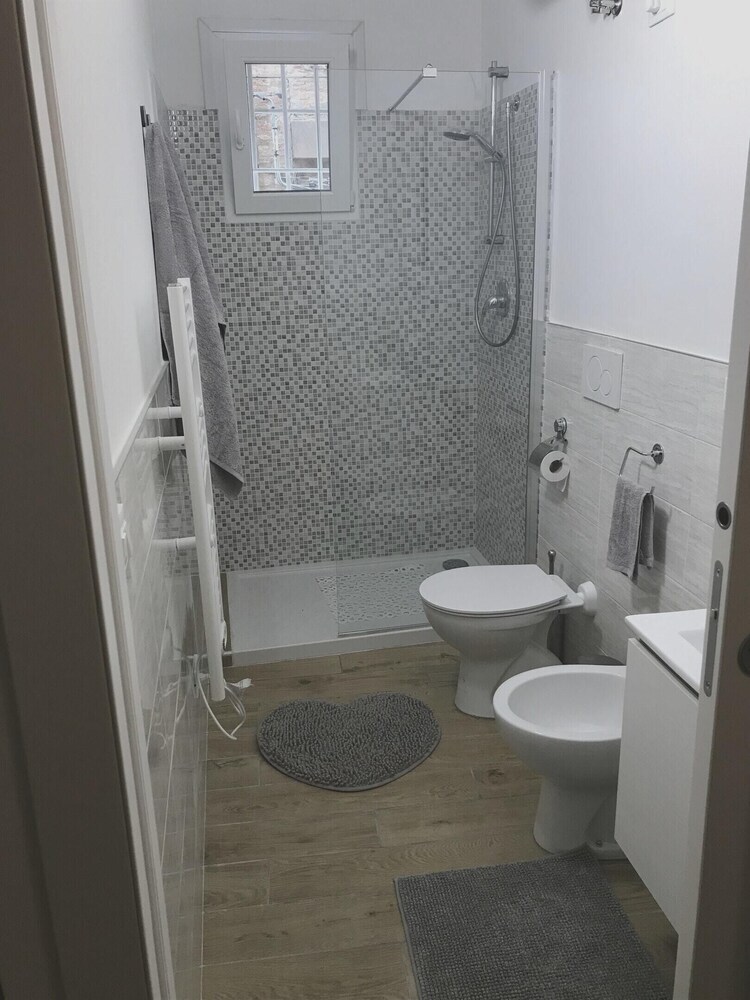 Apartamento Studio In Ferrara, With Wifi