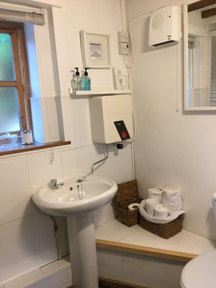 Dolweunydd Bed & Breakfast