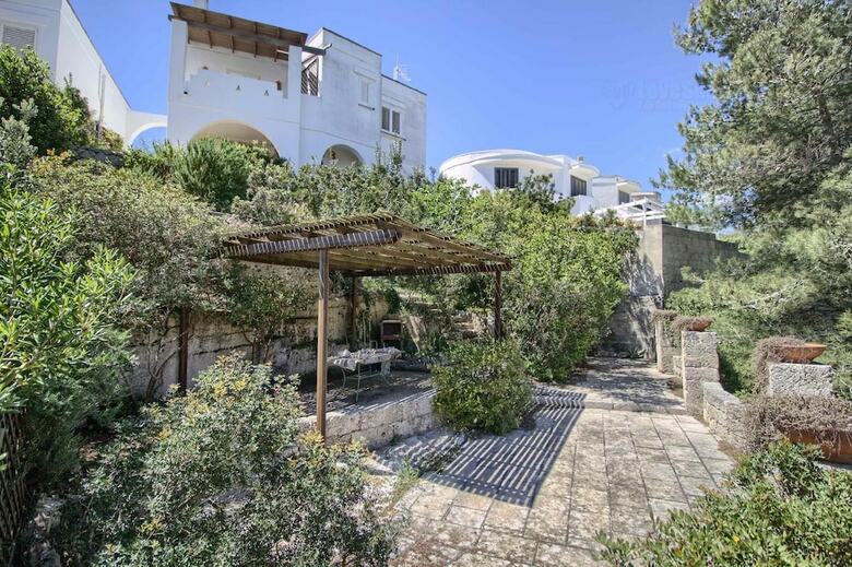 Jentu De Leuca