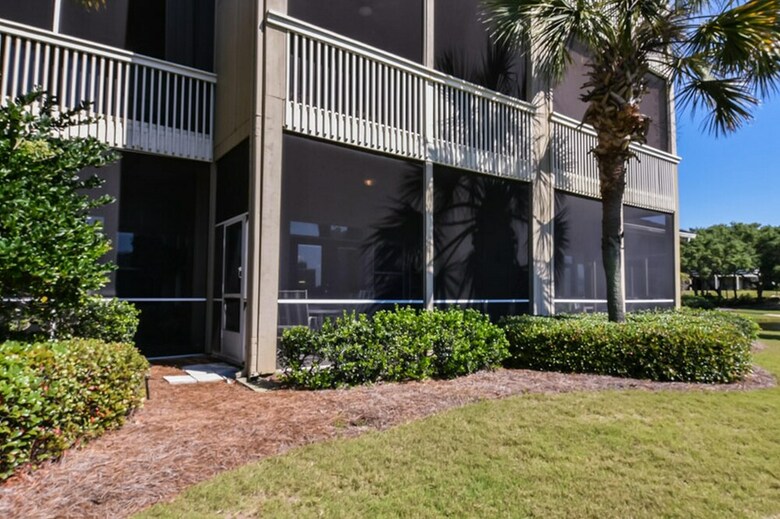 Lakefront By Seascape Resort
