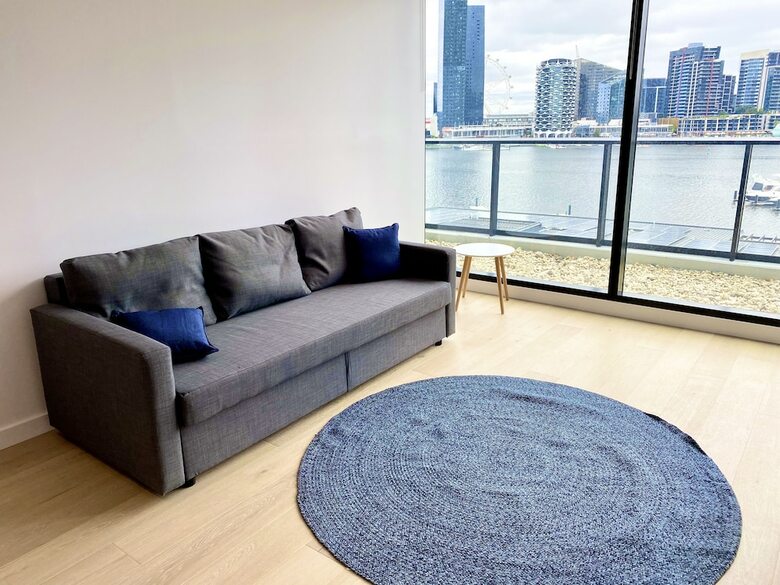 Jc Waterfront Apartments Collins Wharf