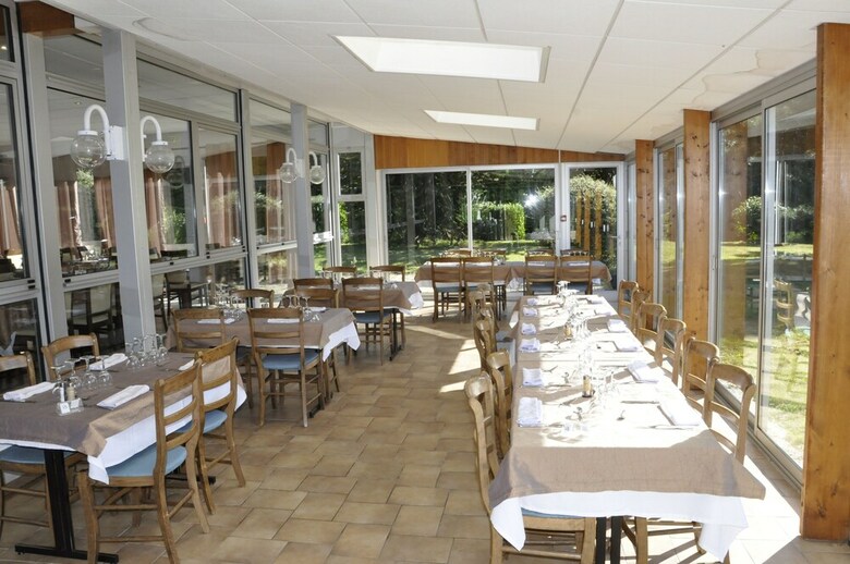 Hotel Henri 4
