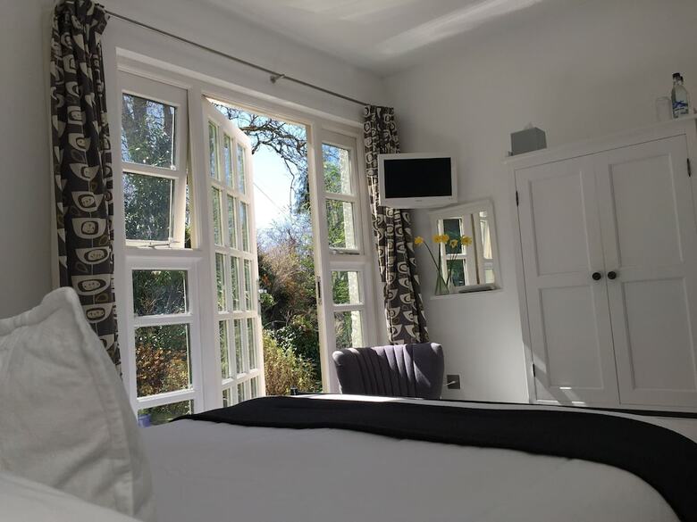 Bed & Breakfast Spring Cottage - Adults Only