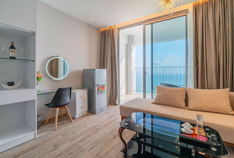 Aparthotel The Golden Seaview Panorama