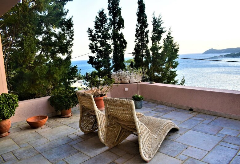 Zeus Villa- Seaview Luxury Villa