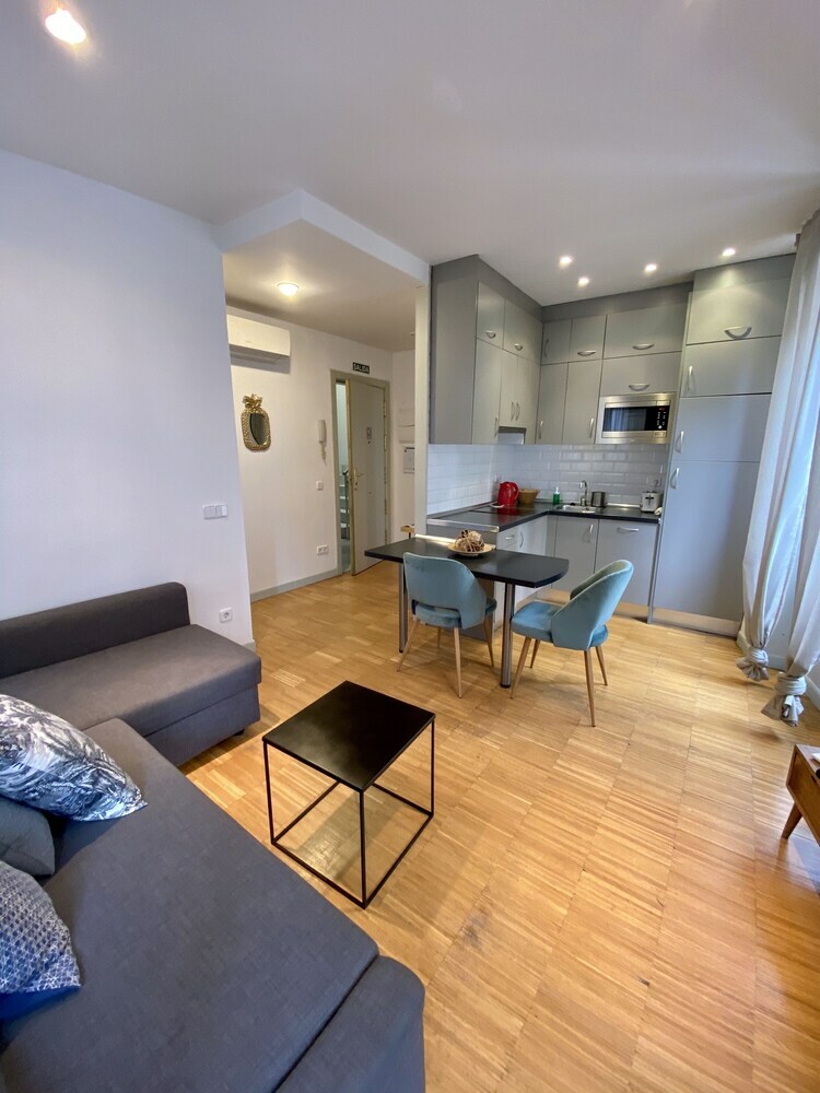 Apartamentos Madrid Las Letras