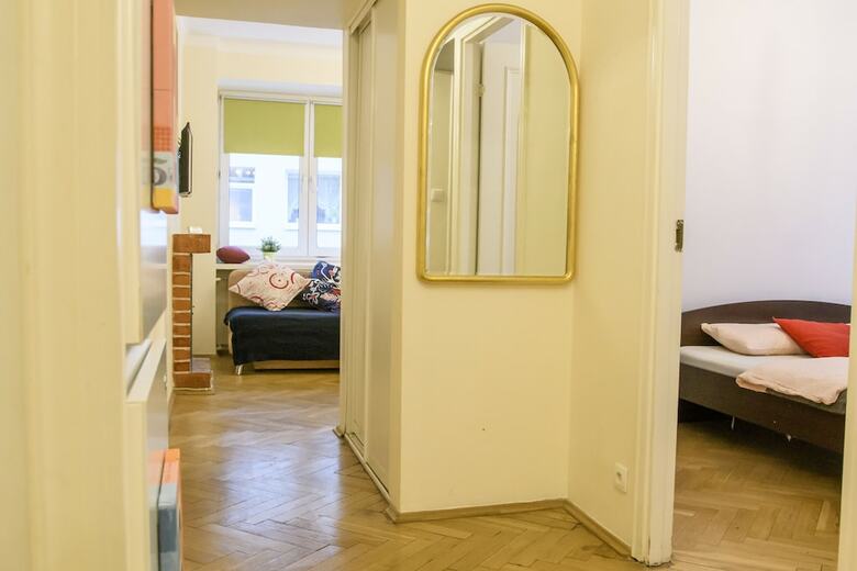Golden Center Apartment