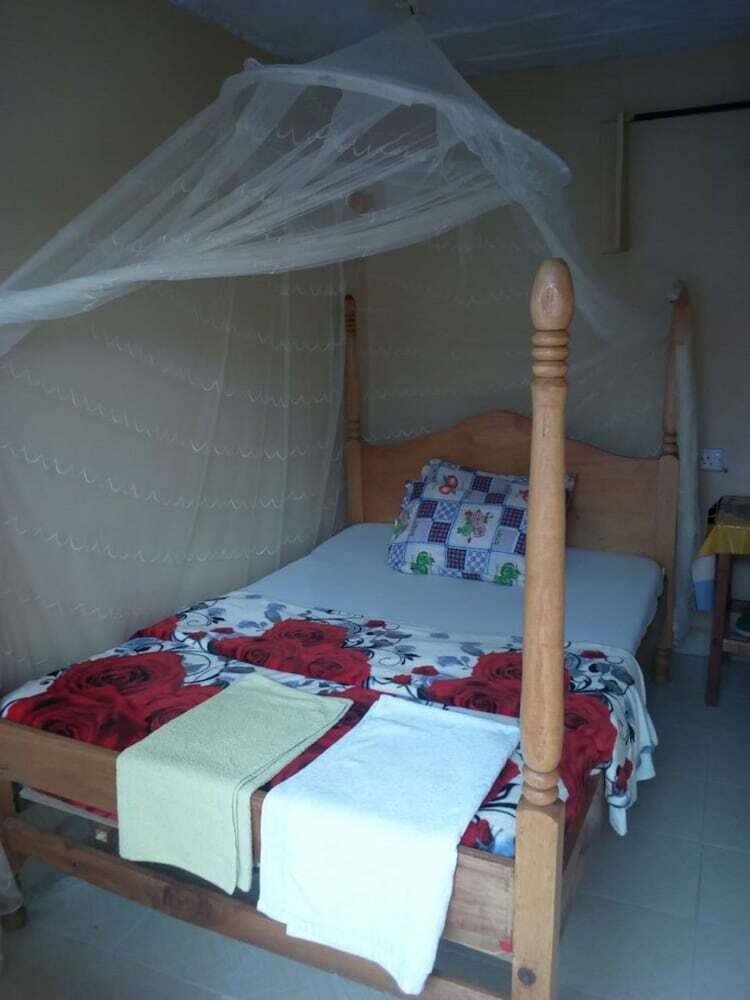 Bed & Breakfast Mumbi Rose Guest House