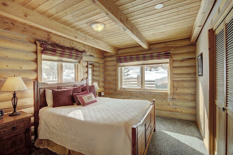 Cook Family Lodge