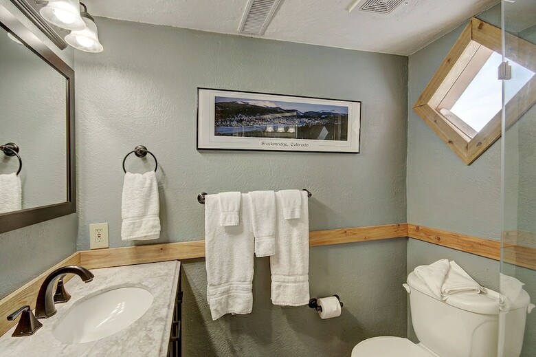 Cook Family Lodge