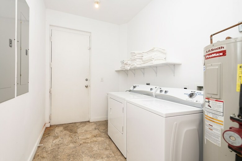 2228 Park 1