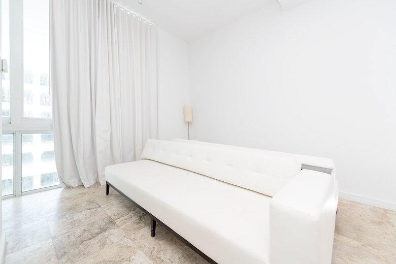 2228 Park 1