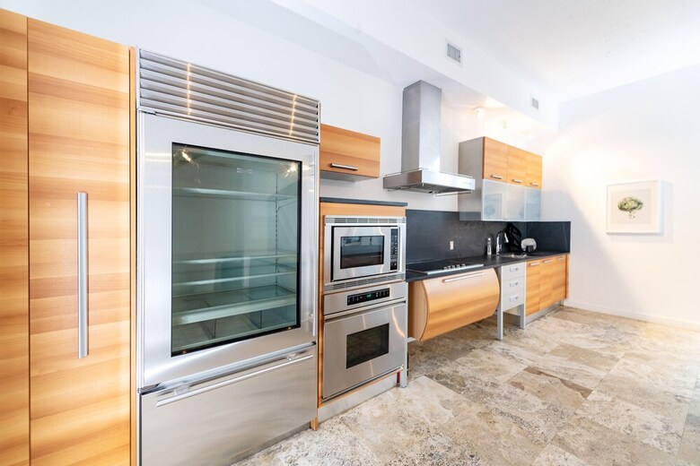 2228 Park 1