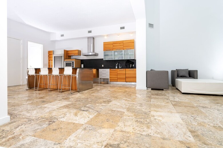 2228 Park 1