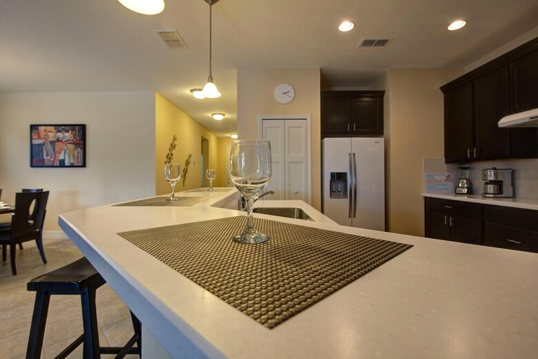 Tropical Breeze By Orlando Short Term
