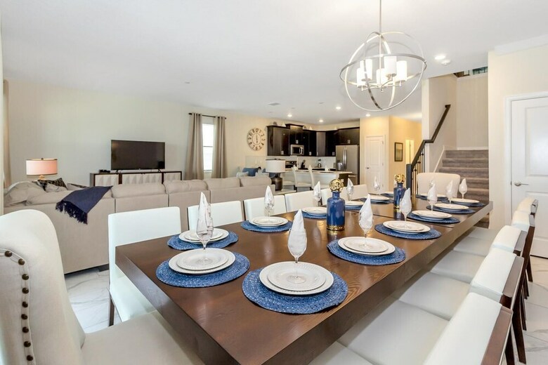 Royal Mansion At Storey Lakes By Orlando Short Term
