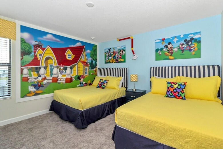 Royal Mansion At Storey Lakes By Orlando Short Term