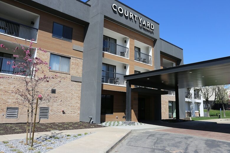 Hotel Courtyard By Marriott Layton