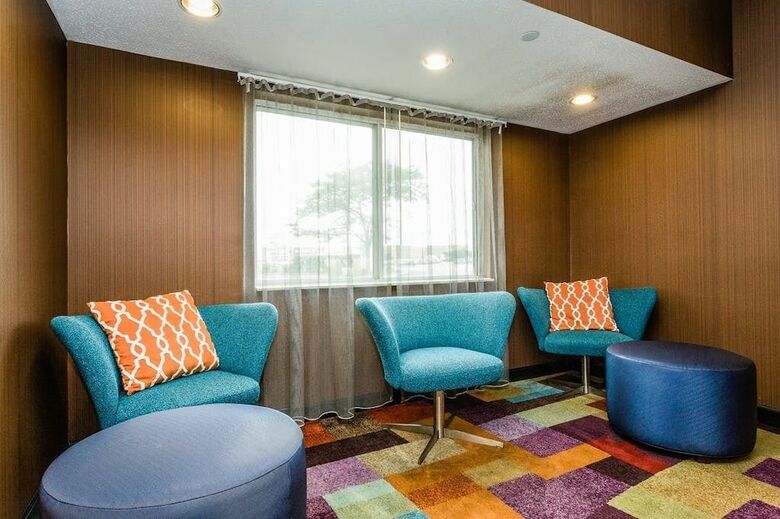 Hotel Wingate By Wyndham Gurnee
