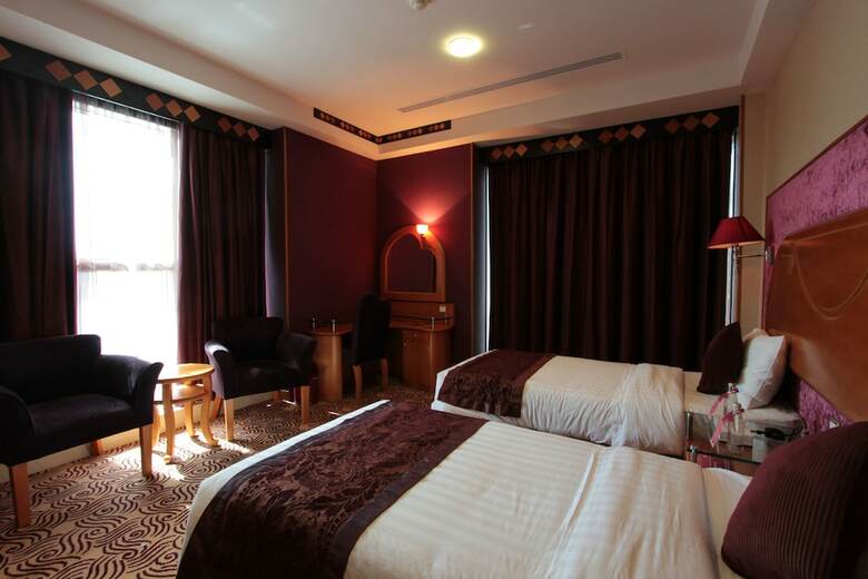 Awaliv International Hotel