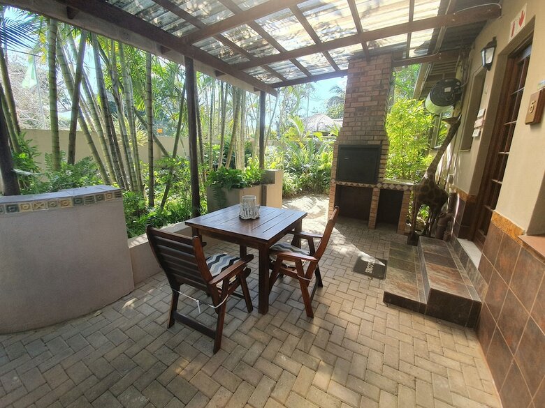 Hotel Ndiza Lodge & Cabanas