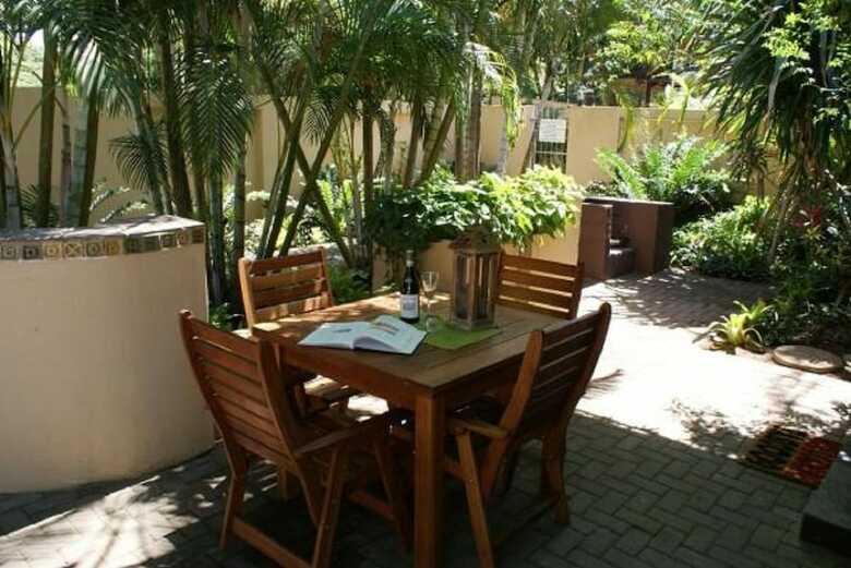 Hotel Ndiza Lodge & Cabanas