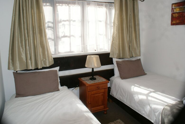 Hotel Ndiza Lodge & Cabanas