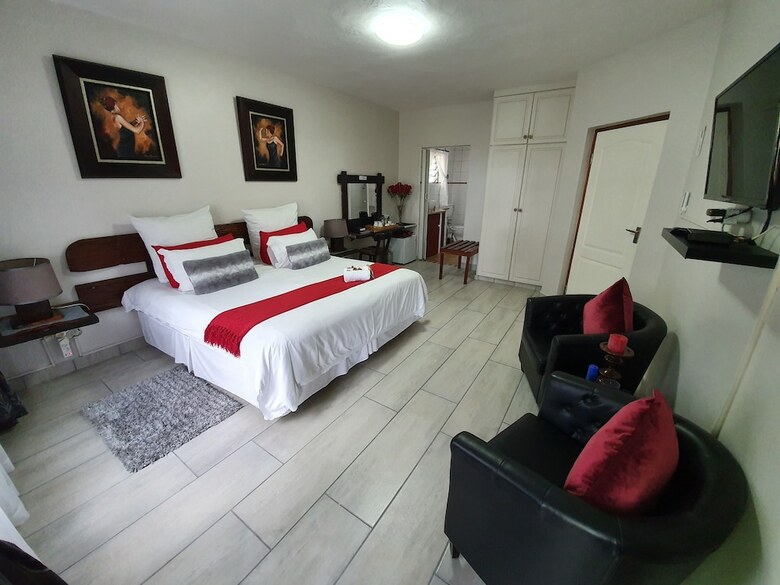 Hotel Ndiza Lodge & Cabanas