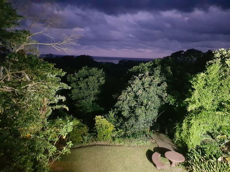 Hotel Ndiza Lodge & Cabanas